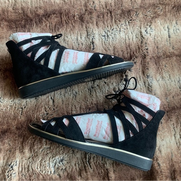BeautifFeel Yuli Suede Gladiator Black Sandals - Picture 2 of 13